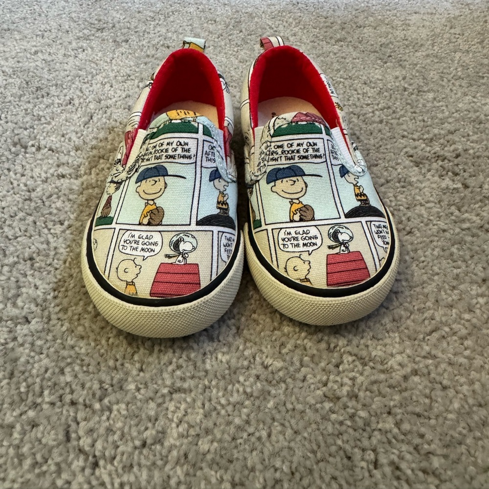 GAP x Peanuts Comics Slip On Shoes, 5